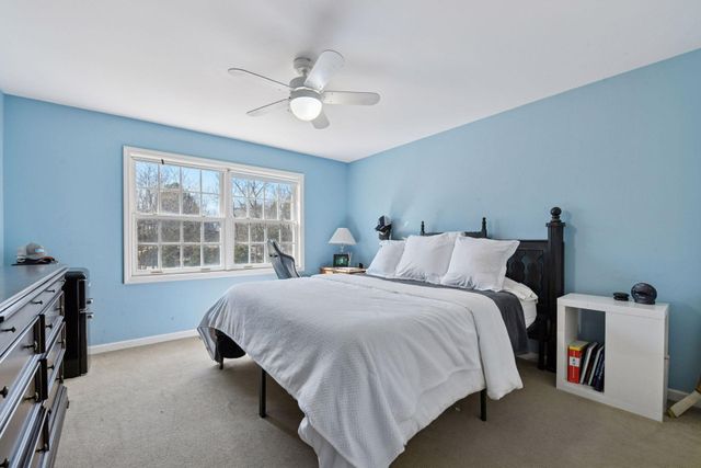 425 Ferndale Road N, Wayzata, MN 55391