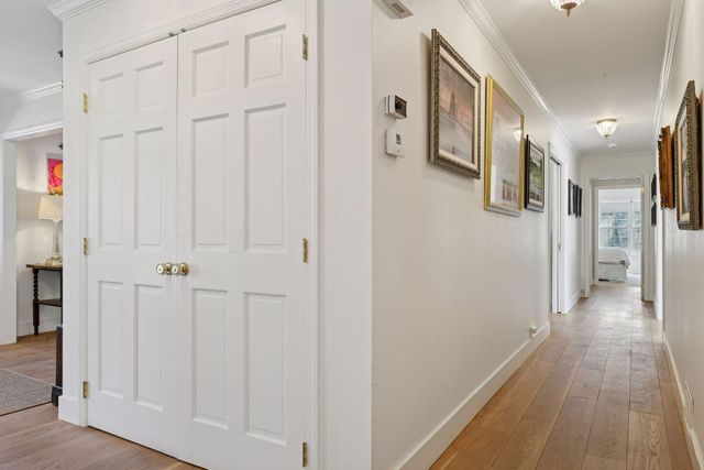 425 Ferndale Road N, Wayzata, MN 55391