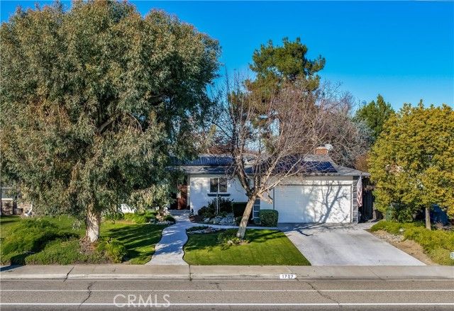 1707 Gettysburg, Clovis, CA 93611