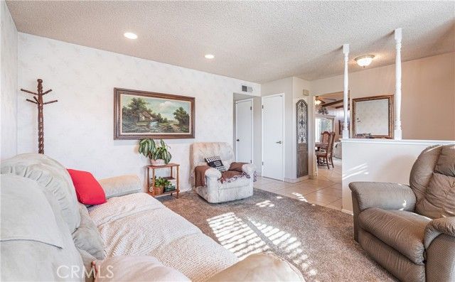 1707 Gettysburg, Clovis, CA 93611