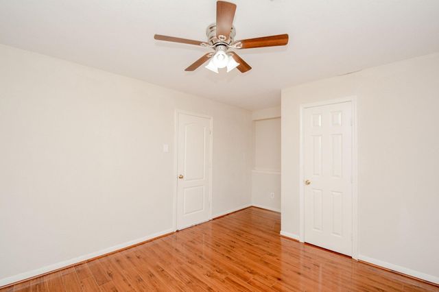 8402 Brickhaven Lane, Houston, TX 77083