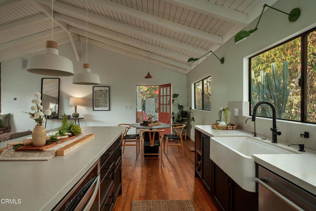 11049 Cardamine Drive, Tujunga, CA 91042 — photo 4