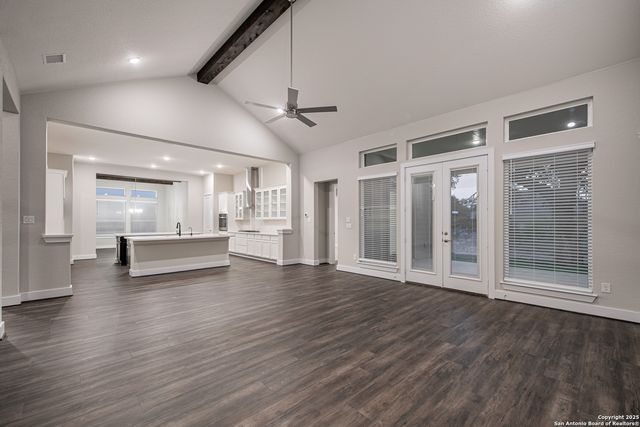 229 Raven Road, Castroville, TX 78009