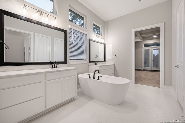 229 Raven Road, Castroville, TX 78009