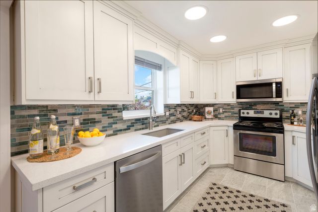 2467 E EMERSON AVE, Salt Lake City, UT 84108