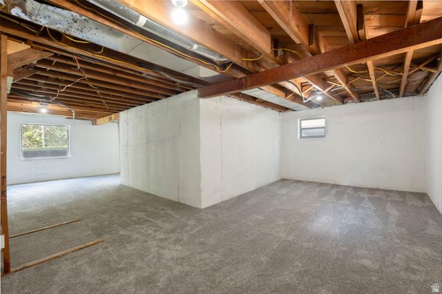 2467 E EMERSON AVE, Salt Lake City, UT 84108