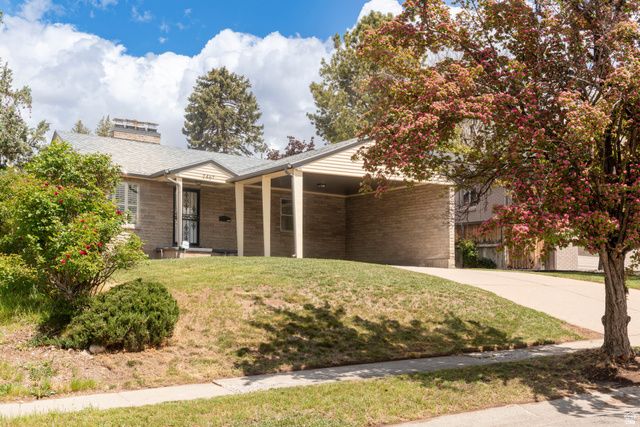 2467 E EMERSON AVE, Salt Lake City, UT 84108