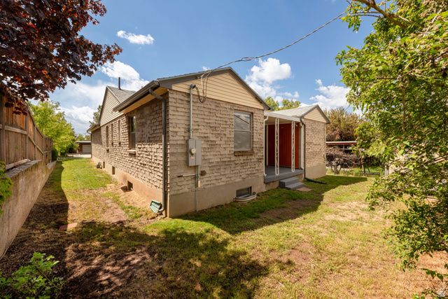 2467 E EMERSON AVE, Salt Lake City, UT 84108