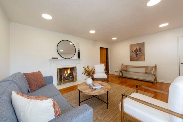 2467 E EMERSON AVE, Salt Lake City, UT 84108