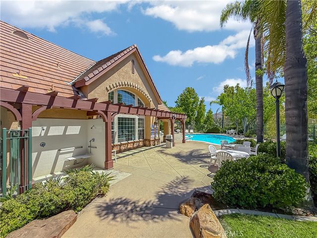 128 Laurel Ridge Drive, Simi Valley, CA 93065