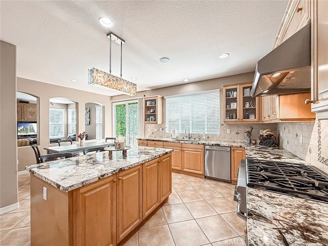 128 Laurel Ridge Drive, Simi Valley, CA 93065
