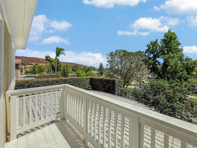 128 Laurel Ridge Drive, Simi Valley, CA 93065