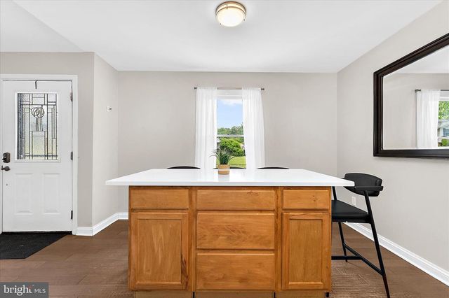 325 DOUBLE EAGLE DR, Linthicum Heights, MD 21090