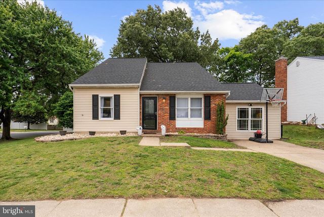 325 DOUBLE EAGLE DR, Linthicum Heights, MD 21090