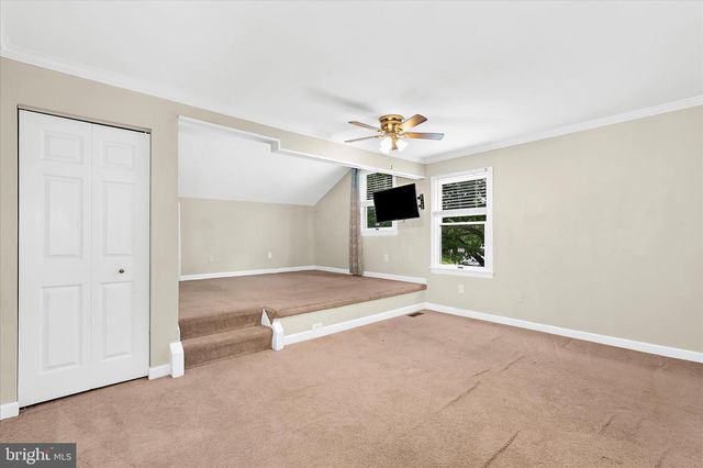 325 DOUBLE EAGLE DR, Linthicum Heights, MD 21090