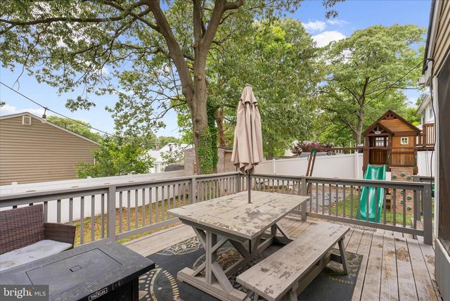 325 DOUBLE EAGLE DR, Linthicum Heights, MD 21090