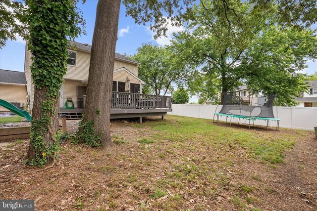 325 DOUBLE EAGLE DR, Linthicum Heights, MD 21090