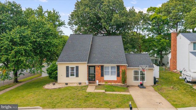 325 DOUBLE EAGLE DR, Linthicum Heights, MD 21090