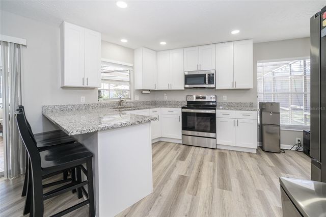 7608 LAUREL OAK COURT, Port Richey, FL 34668