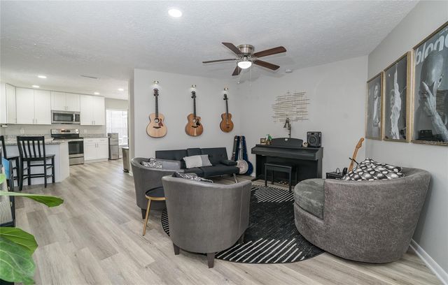 7608 LAUREL OAK COURT, Port Richey, FL 34668