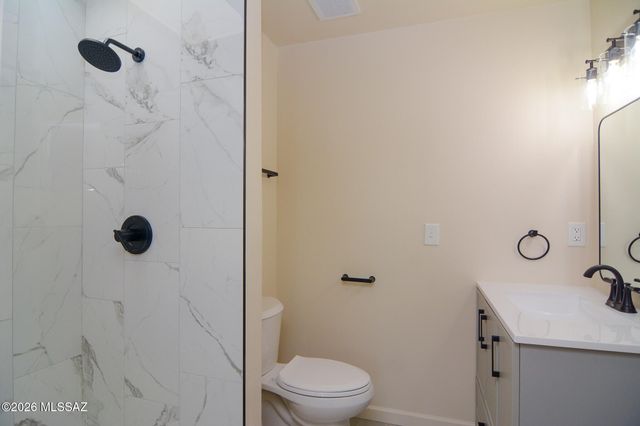 793 S Ciudad Circle, Tucson, AZ 85710