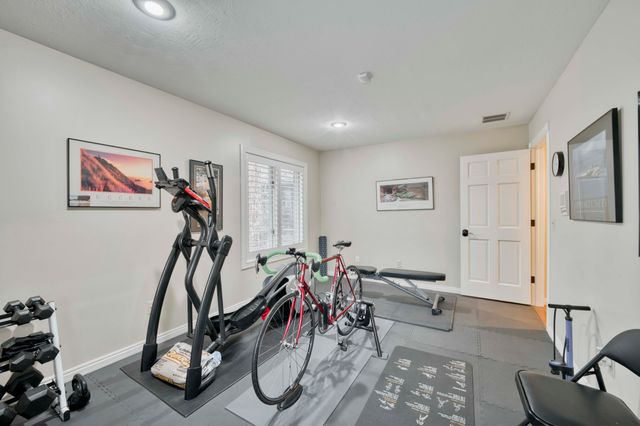 3575 E Montrose Court, Springfield, MO 65809