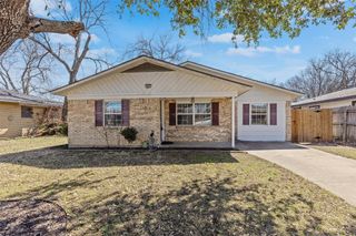 705 Phillips Street, Cleburne, TX 76033