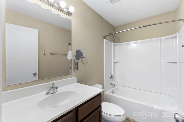 11021 Cedar View Road, Charlotte, NC 28226