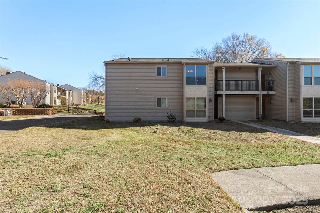 11021 Cedar View Road, Charlotte, NC 28226