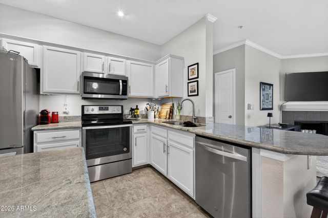 5401 E VAN BUREN Street 3113, Phoenix, AZ 85008