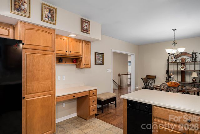 1697 Windswept Ridge, Marshall, NC 28753