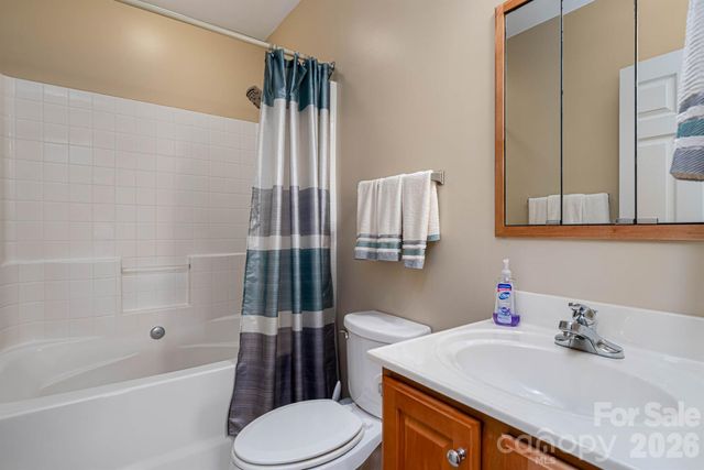 1697 Windswept Ridge, Marshall, NC 28753