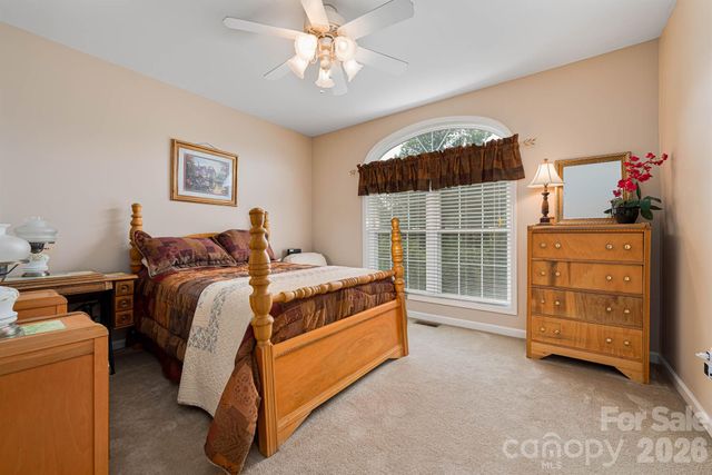 1697 Windswept Ridge, Marshall, NC 28753