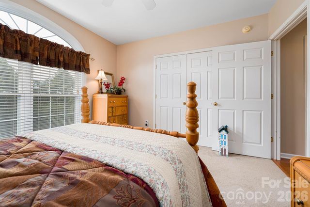1697 Windswept Ridge, Marshall, NC 28753