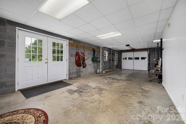 1697 Windswept Ridge, Marshall, NC 28753
