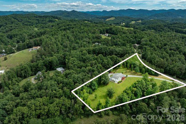 1697 Windswept Ridge, Marshall, NC 28753
