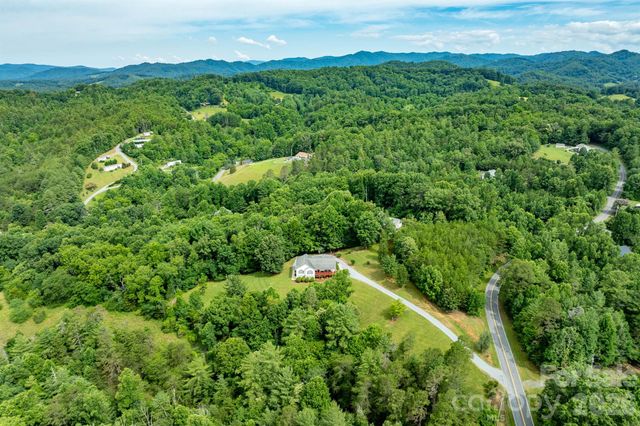 1697 Windswept Ridge, Marshall, NC 28753