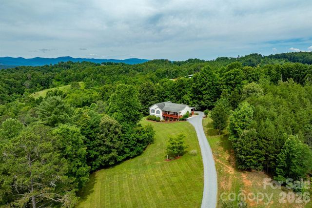 1697 Windswept Ridge, Marshall, NC 28753