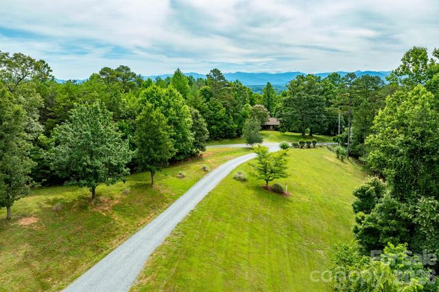 1697 Windswept Ridge, Marshall, NC 28753