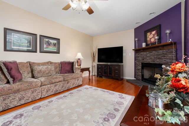 1697 Windswept Ridge, Marshall, NC 28753