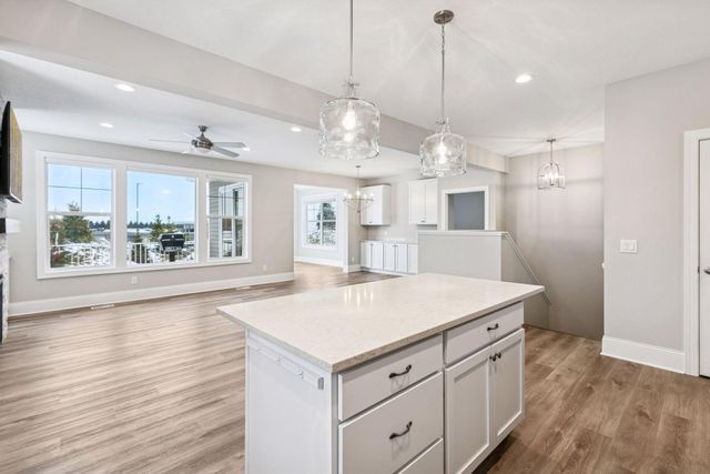 17975 Greenwich Way, Lakeville, MN 55044