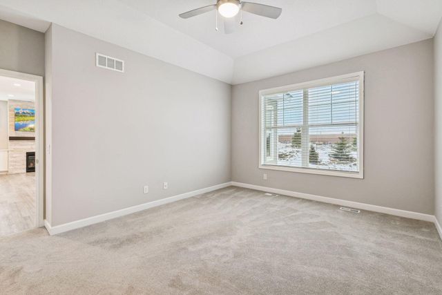 17975 Greenwich Way, Lakeville, MN 55044