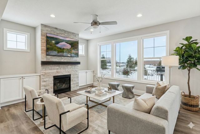 17975 Greenwich Way, Lakeville, MN 55044