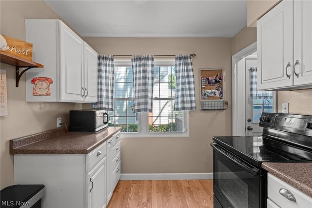2821 7th Street, Cuyahoga Falls, OH 44221