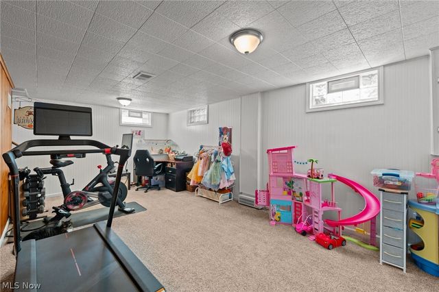 2821 7th Street, Cuyahoga Falls, OH 44221