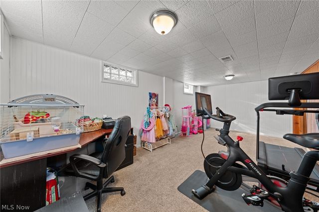 2821 7th Street, Cuyahoga Falls, OH 44221