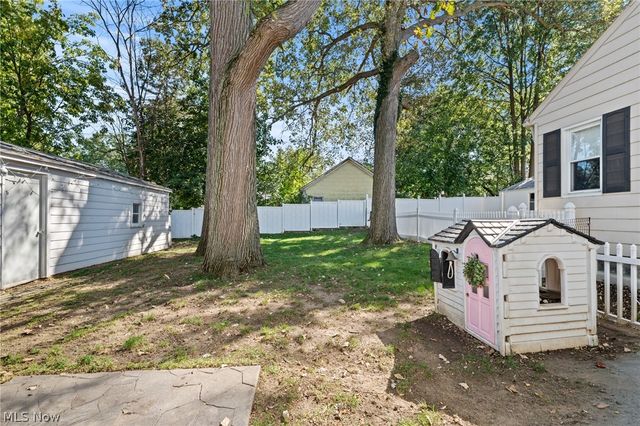 2821 7th Street, Cuyahoga Falls, OH 44221