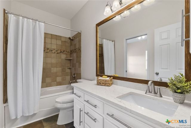 1041 Homestead Ridge, New Braunfels, TX 78132