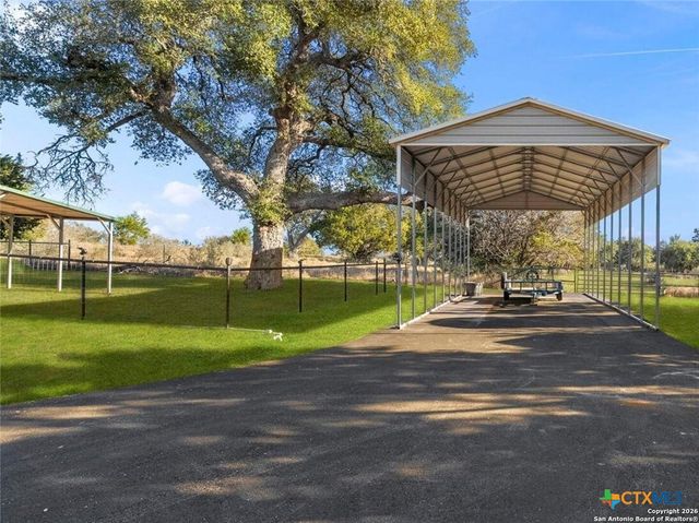 1041 Homestead Ridge, New Braunfels, TX 78132