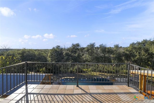 1041 Homestead Ridge, New Braunfels, TX 78132